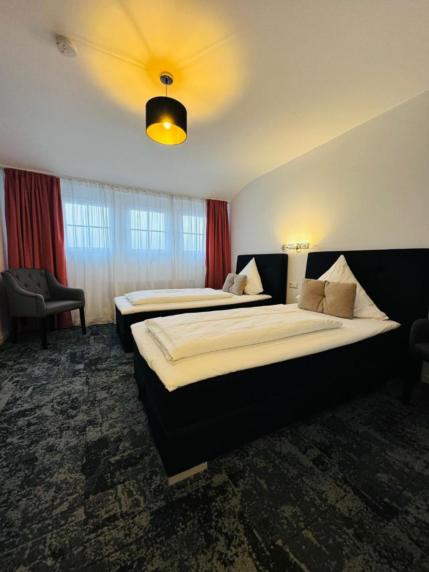 Das Haus Am See Sinzheim Kamer foto
